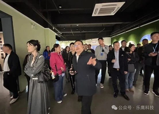 圖片2.jpg 圖片2.jpg